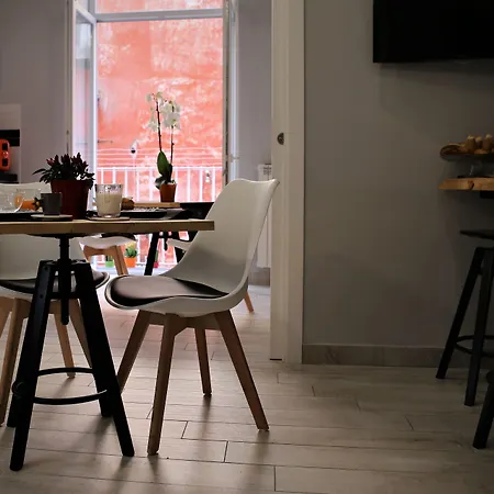 Bed & Breakfast I Maestri Neapol